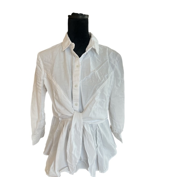 3/4 sleeve button up - Picture 1 of 5